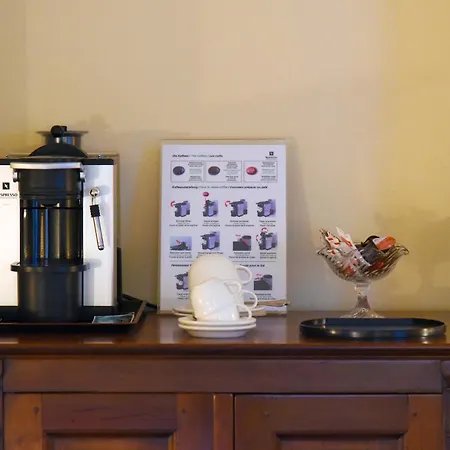 Unique Innere Enge 4*