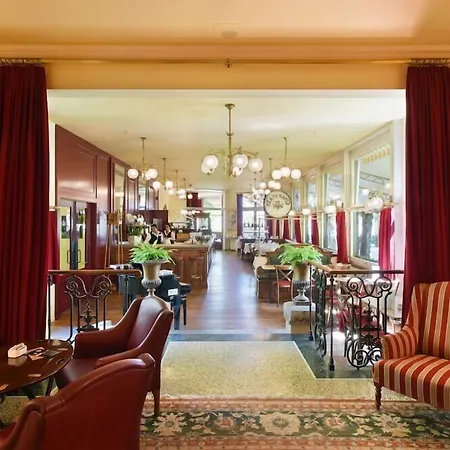 Unique Innere Enge Отель 4*