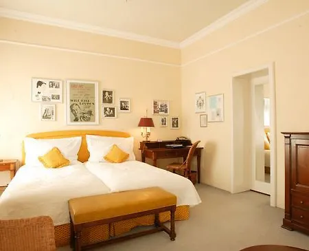 Hotell Unique Innere Enge 4*