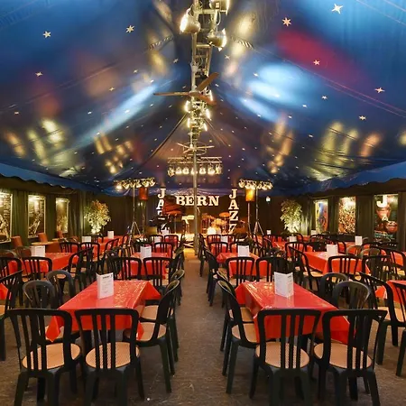 Unique Innere Enge 4*