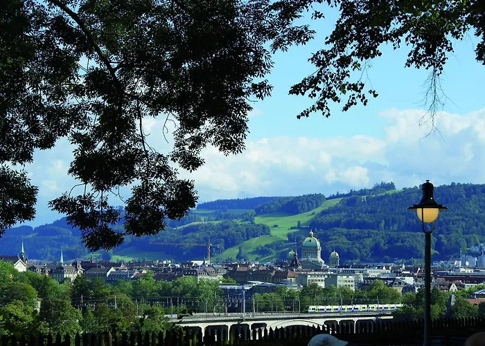 Отель Unique Innere Enge 4*