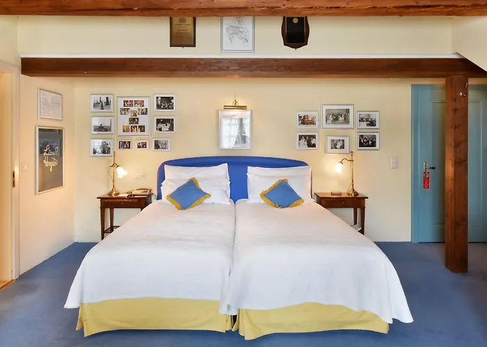 Unique Innere Enge 4*