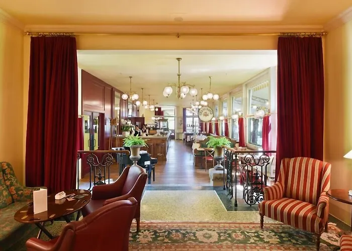 Unique Innere Enge Hotel 4*