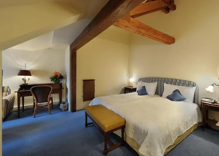 Unique Innere Enge Hotell 4*